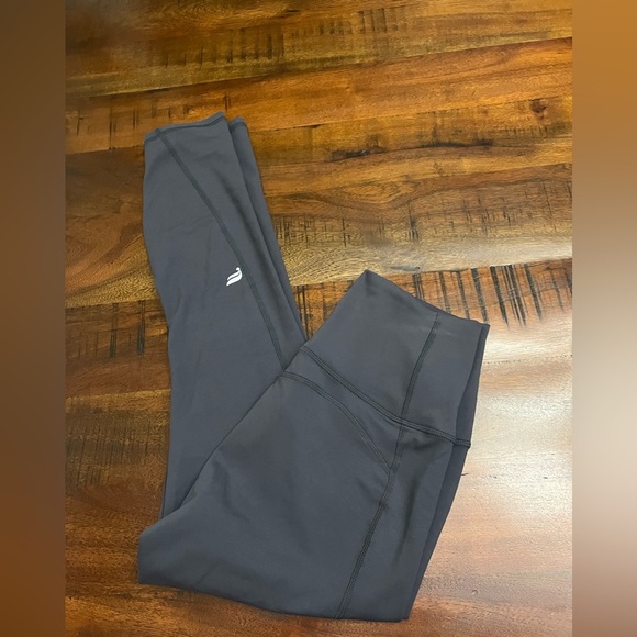 Fabletics PureLuxe Ultra High-Rise Leggings Size S | 23.5” Inseam - Picture 1 of 2